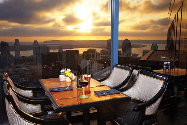 The University Club Atop Symphony Tower